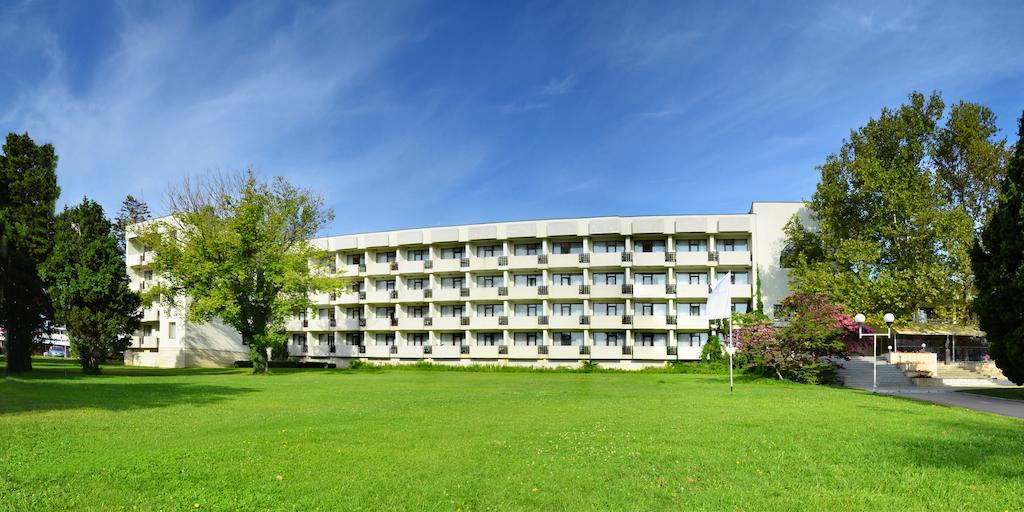 Lebed Hotel Saints Constantine and Helena Exterior foto