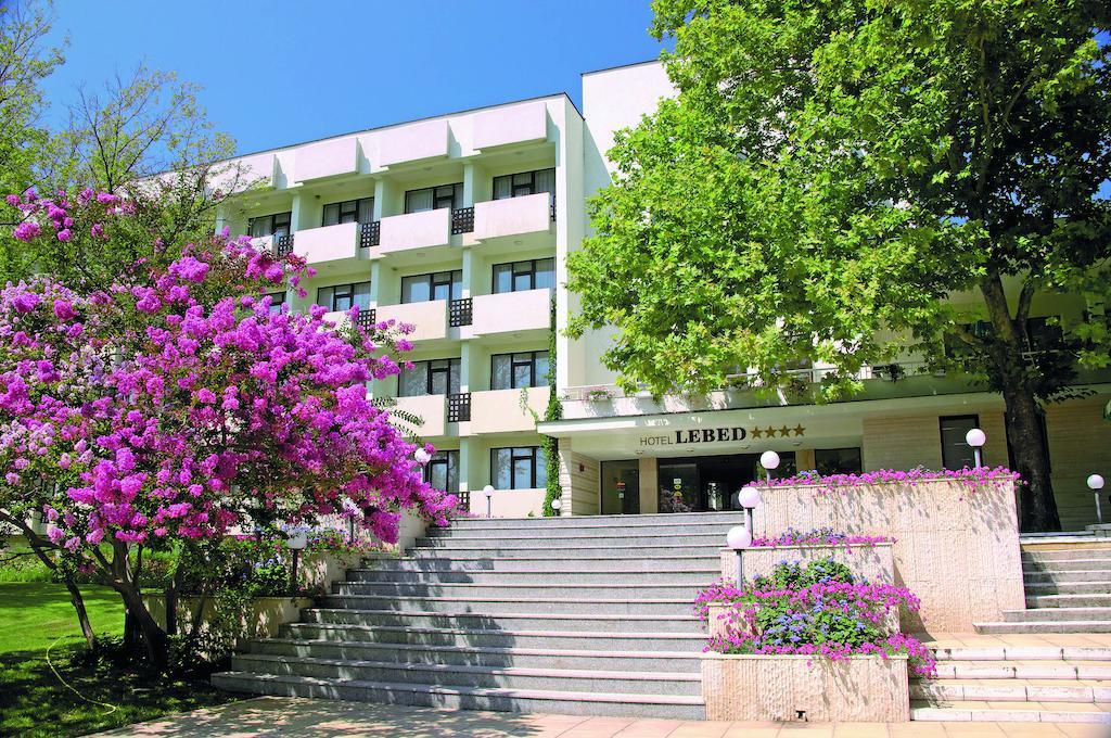 Lebed Hotel Saints Constantine and Helena Exterior foto